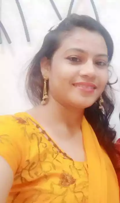  Seema Bhujade